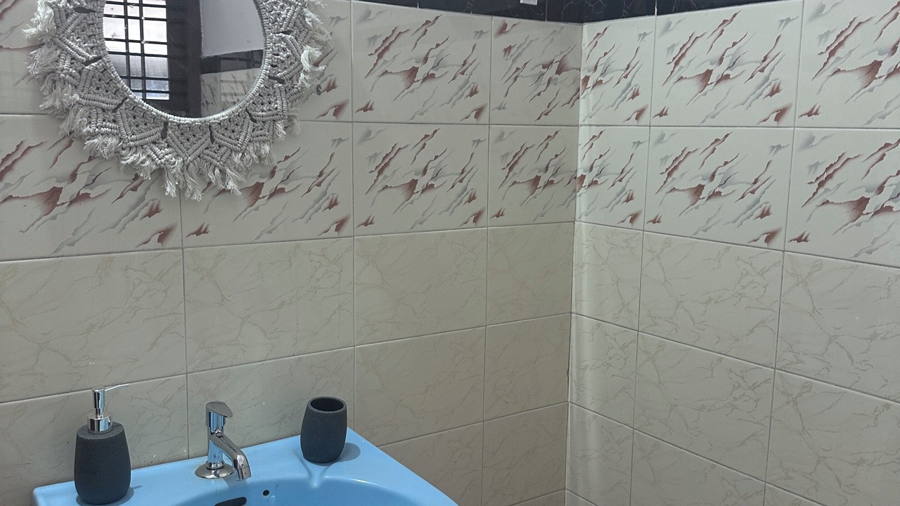 Photo of Bathroom in Thiruvananthapuram