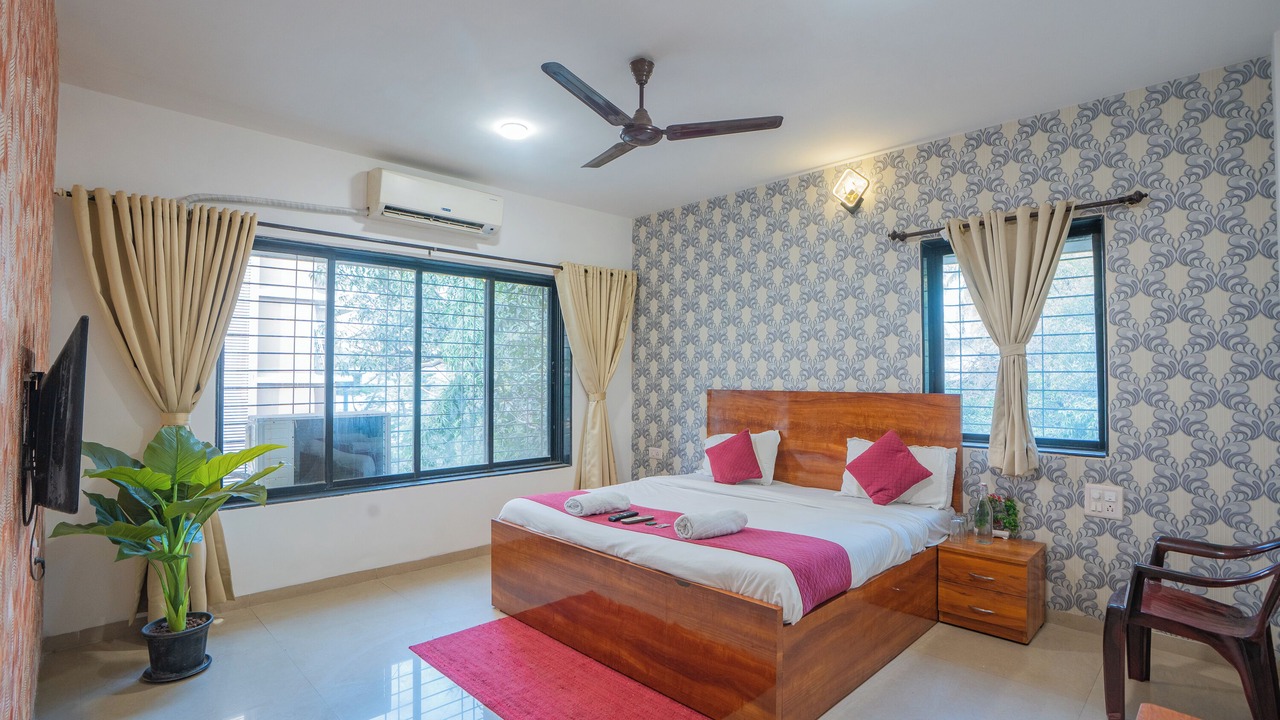 Photo of Bedroom in Kandivali East