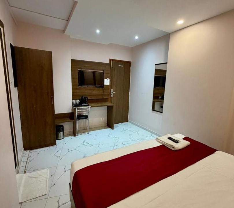Photo of Bedroom in Malad East