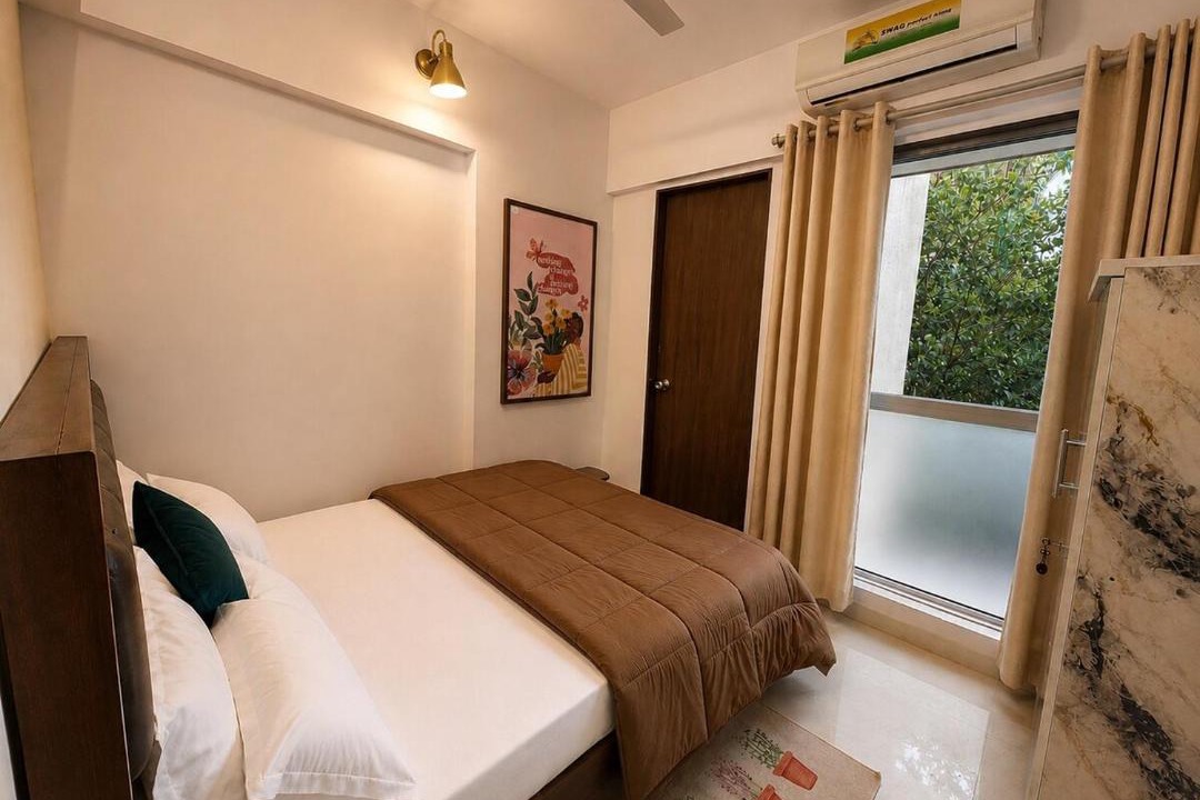 Photo of Bedroom in Versova