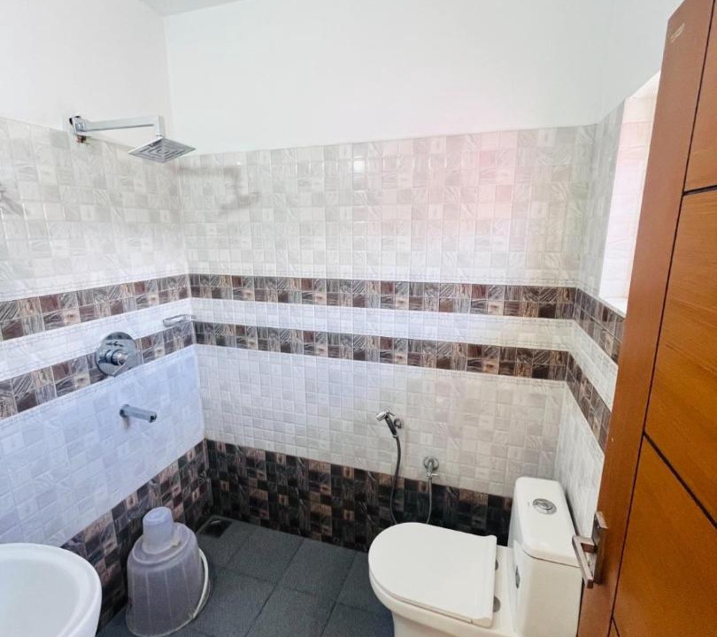 Photo of Bathroom in Moolakadai