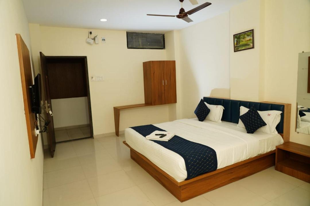 Photo of Bedroom in Koregaon
