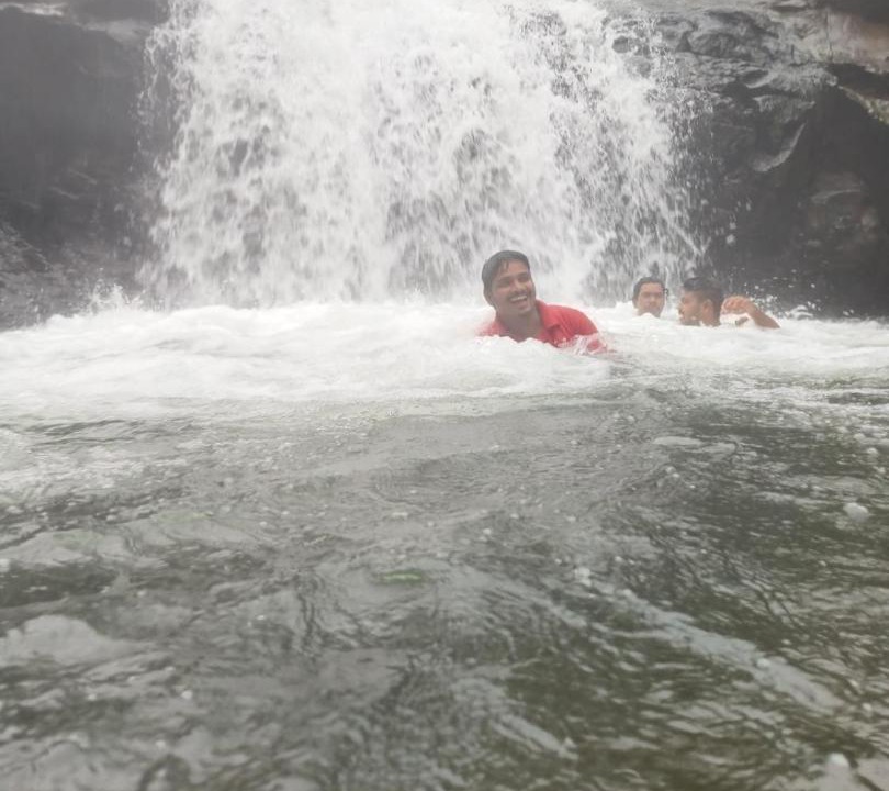 Photo of Others in Pali
