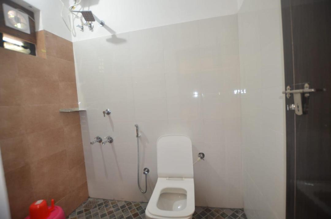 Photo of Bathroom in Kidanganad