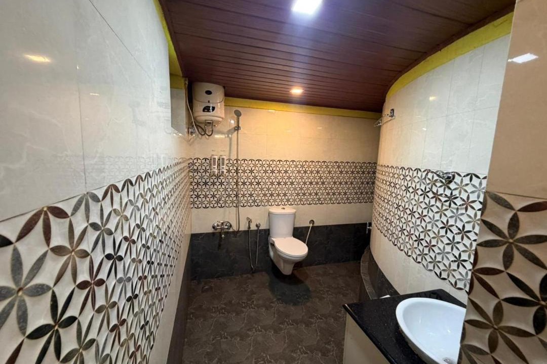 Photo of Bathroom in Elappara