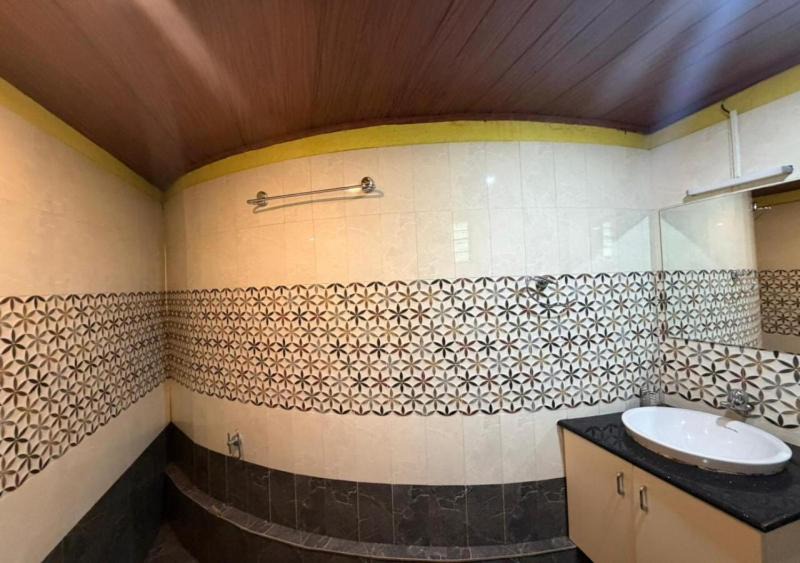 Photo of Bathroom in Elappara