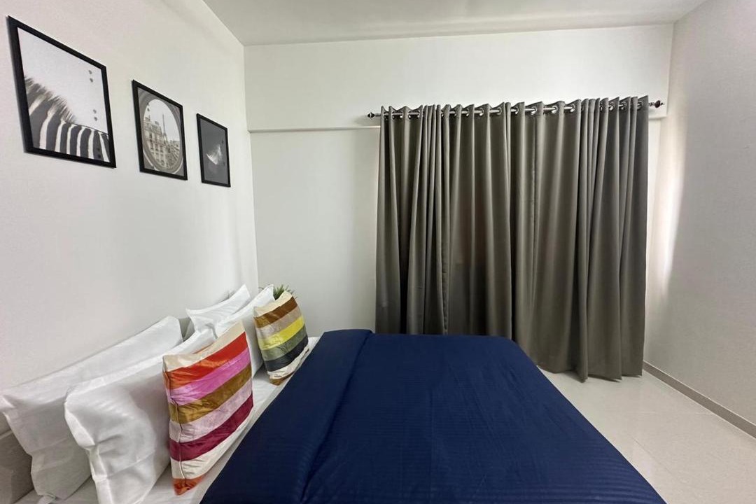 Photo of Bedroom in Malad East