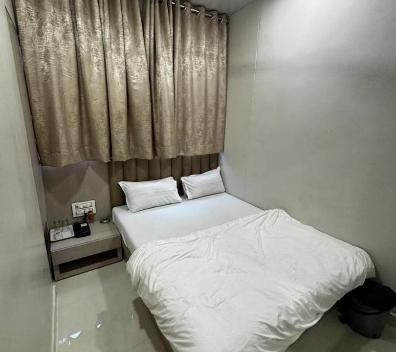 Photo of Bedroom in Jogeshwari East