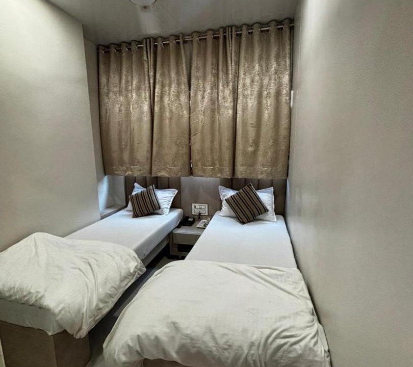 Photo of Bedroom in Jogeshwari East