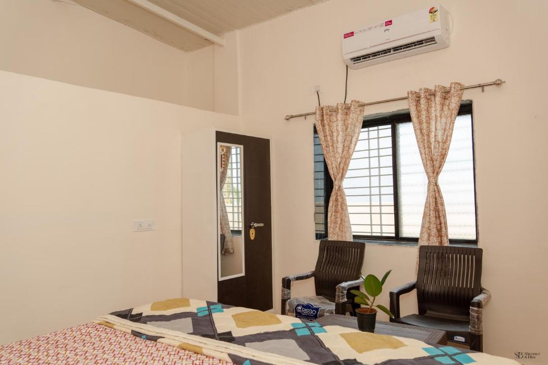 Photo of Bedroom in Igatpuri