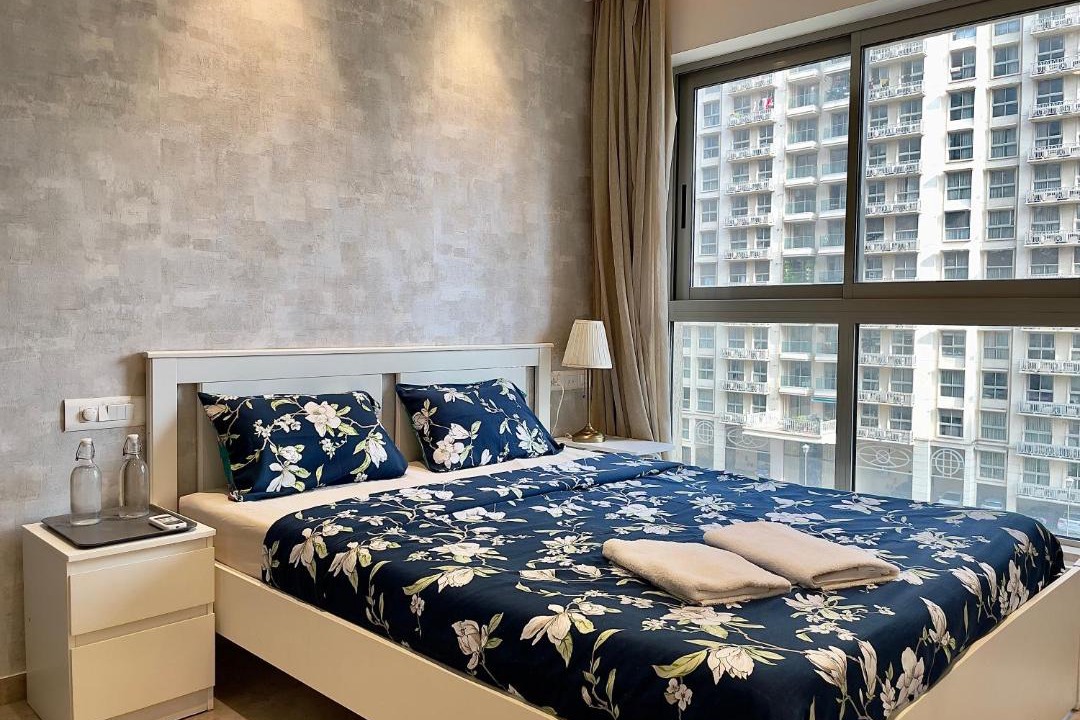 Photo of Bedroom in Hiranandani Gardens