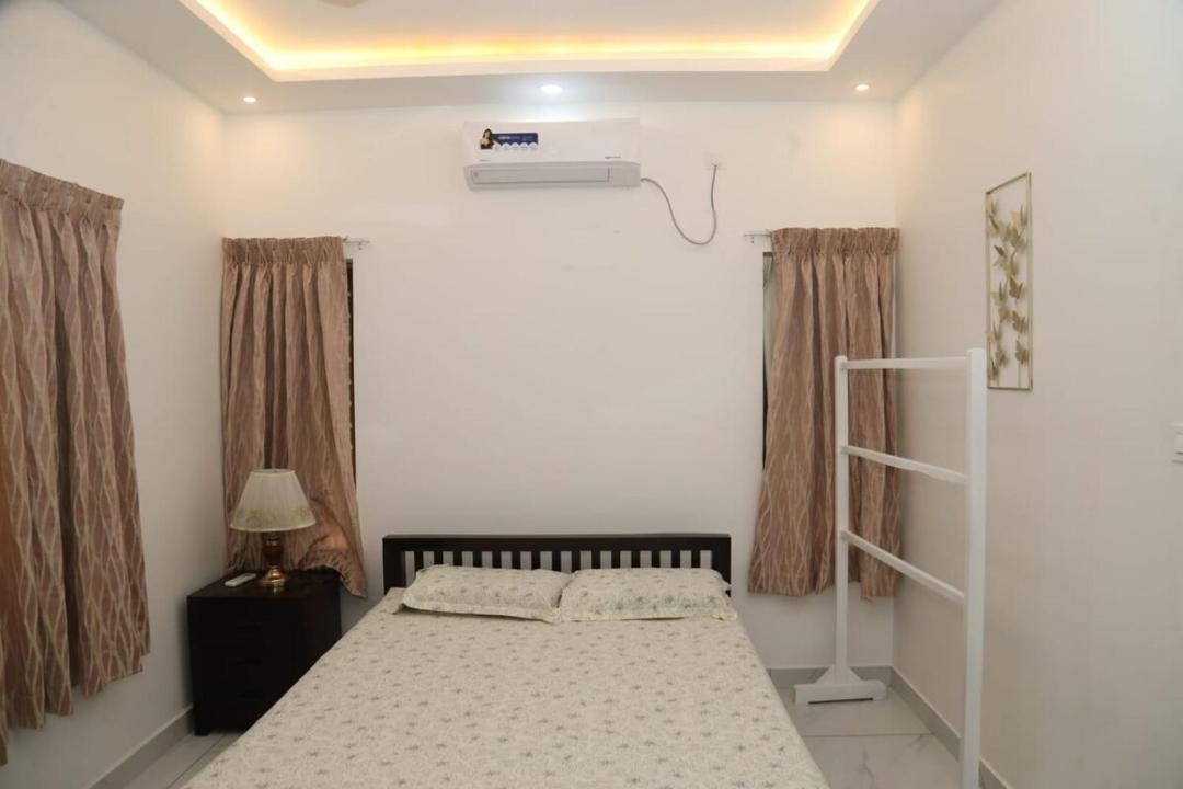 Photo of Bedroom in Alwaye