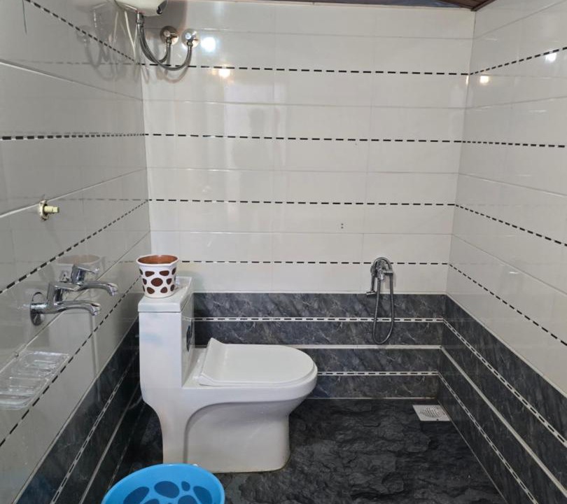 Photo of Bathroom in Murudeshwara