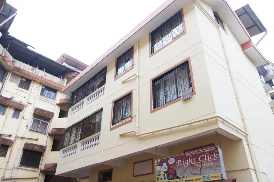 Photo of Buildings in Pajifond
