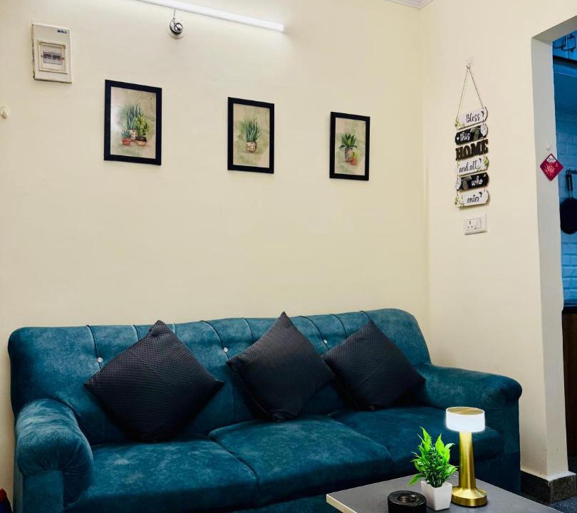 Photo of Livingroom in BTM Layout