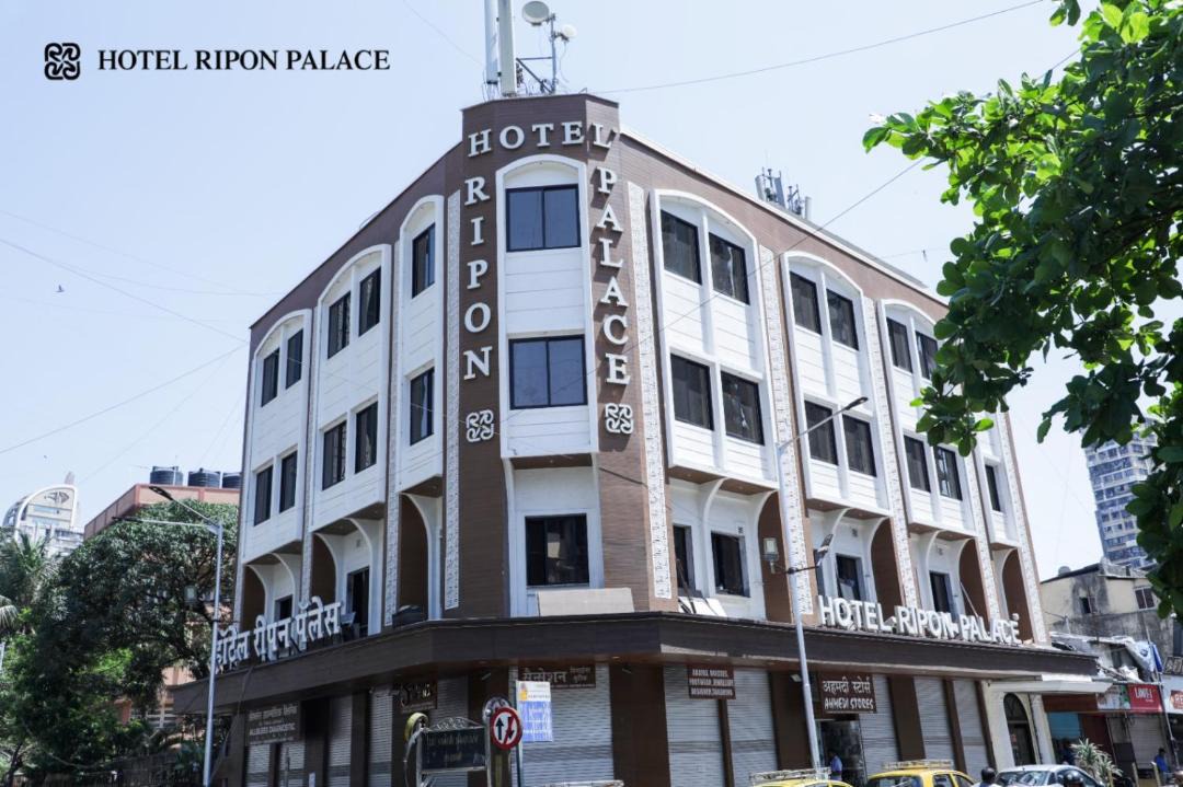 Photo of Buildings in Kamathipura