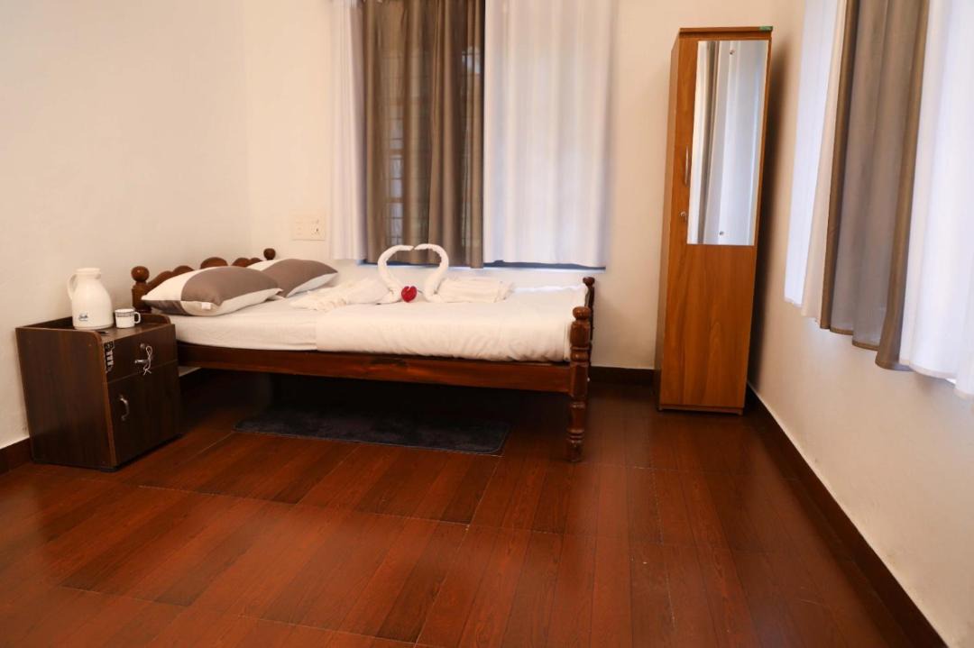 Photo of Bedroom in Peermade