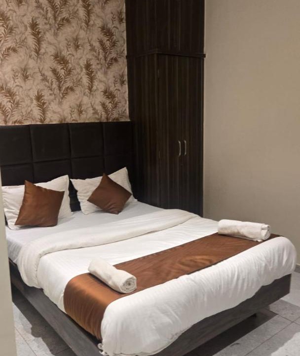 Photo of Bedroom in Mira Road East