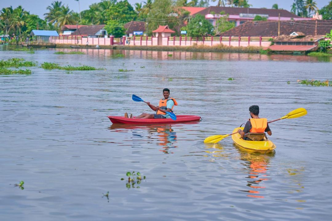 Photo of Others in Mankombu