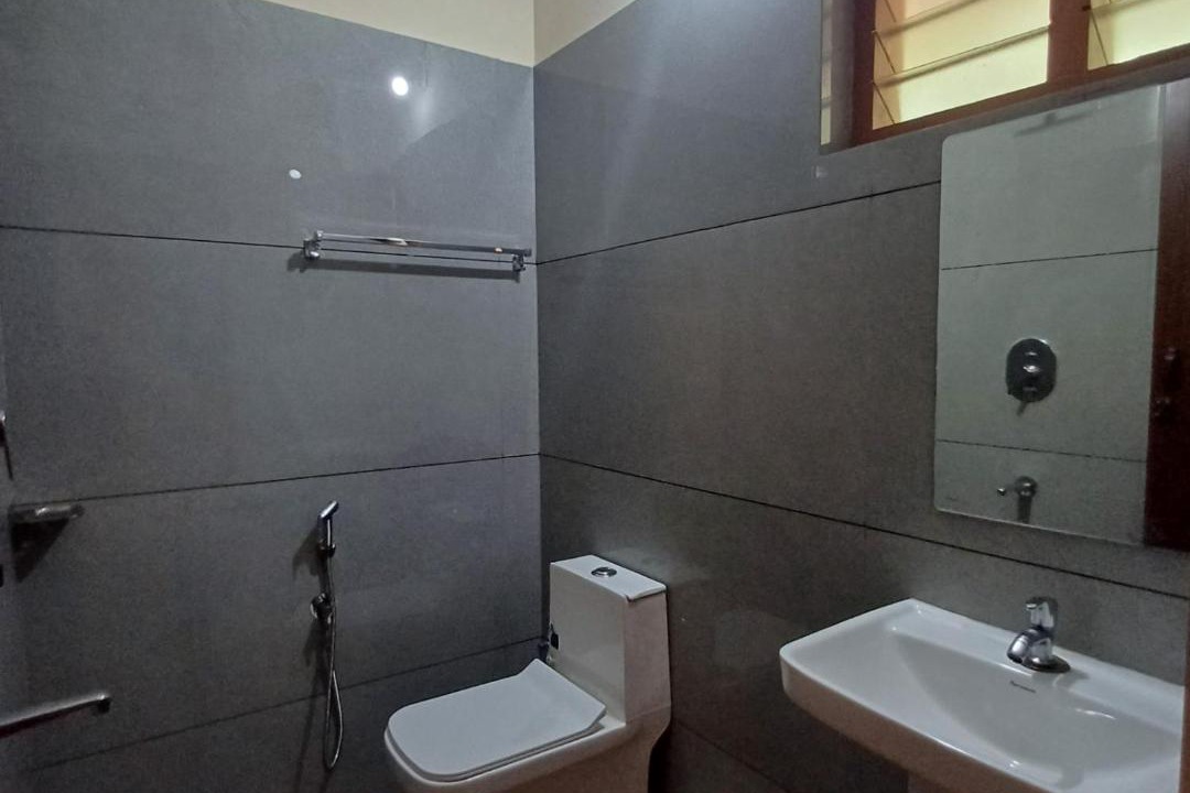 Photo of Bathroom in Poovar