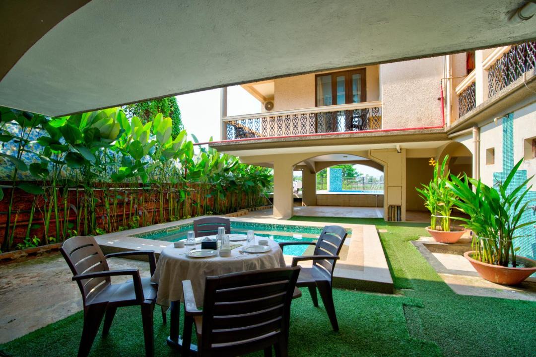 Photo of Patio Balcony in Penha de Franรงa