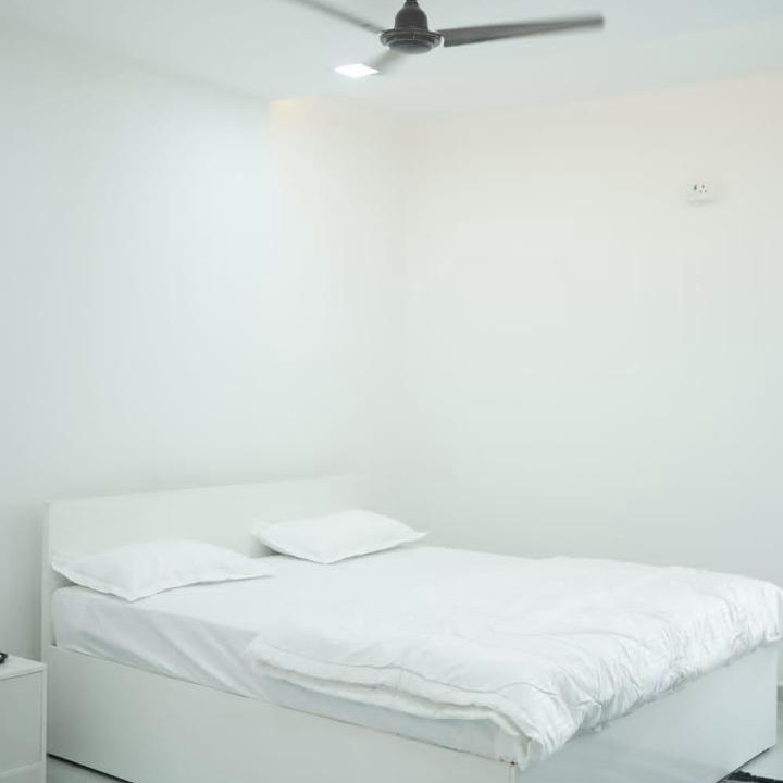 Photo of Bedroom in Khubi