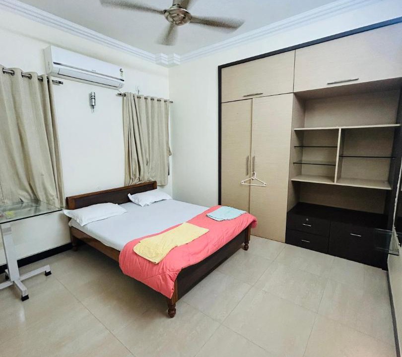 Photo of Bedroom in Daulatabad