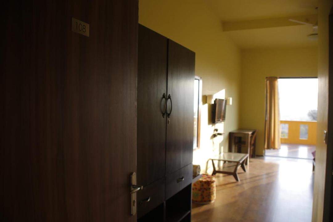 Photo of Others in Wai