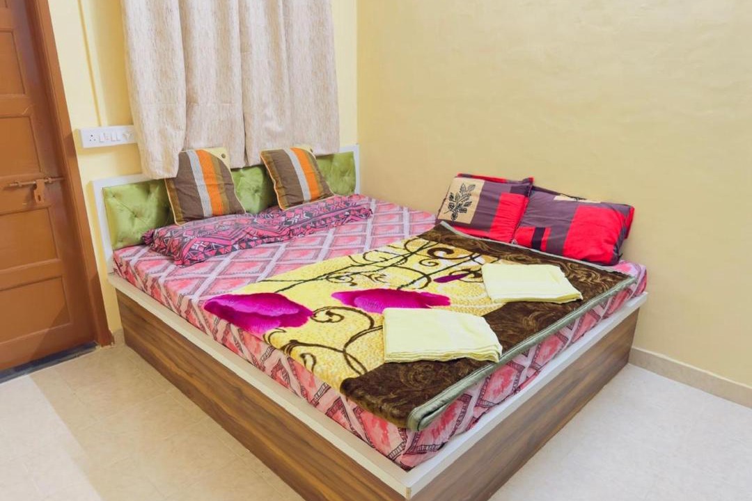 Photo of Bedroom in Ratnagiri