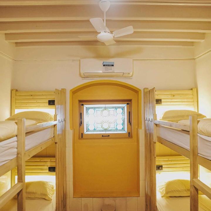 Photo of Bedroom in Pali Hill