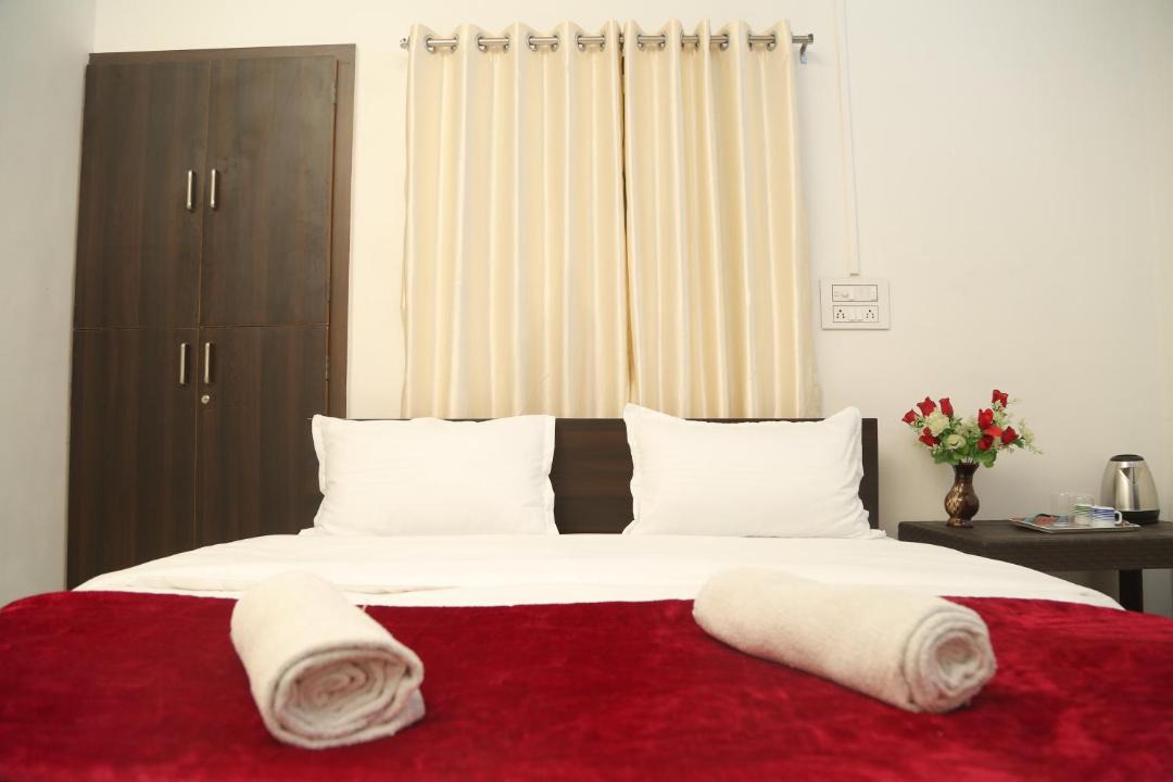 Photo of Bedroom in Satara