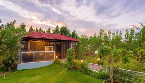 Deluxe Cottage