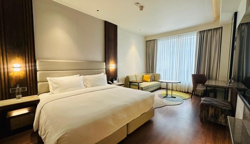 Deluxe Room, 1 King Bed