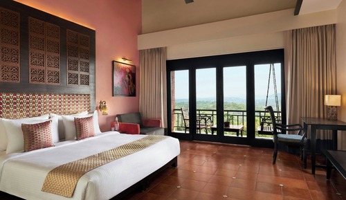 Aster Room