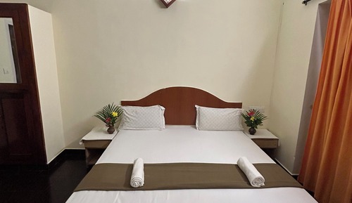 Standard Room (Non A/C)