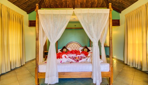 Deluxe Cottage