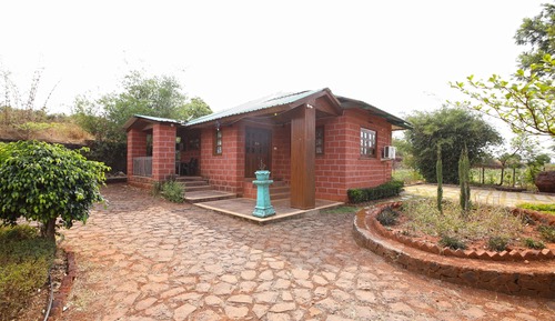 Basic House, 2 Bedrooms