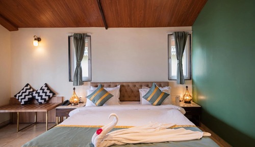 Executive Cottage