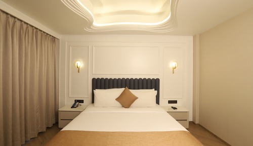 Super Deluxe Room