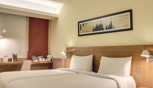 Superior Twin Room, 2 Twin Beds (Complimentary Airport Transfers)