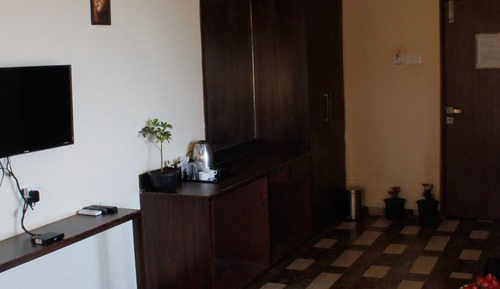 Executive Suit Room with BathTub