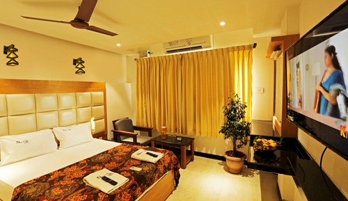 Deluxe Room, 1 King Bed, Non Smoking