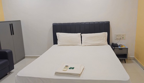 Deluxe Double Room, City View