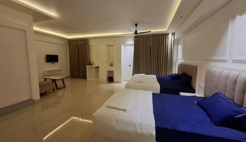 Family Room, Garden View