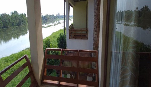 Standard Double Room, Lake View