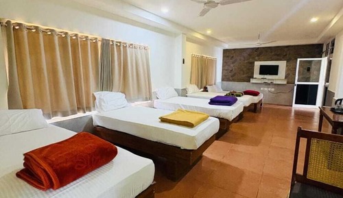 Deluxe Shared Dormitory