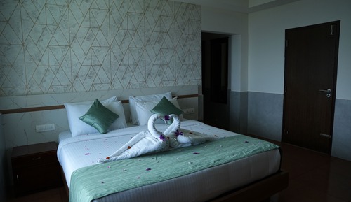 Deluxe Double Room, Balcony, Mountain View