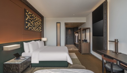Club Room, 1 King Bed