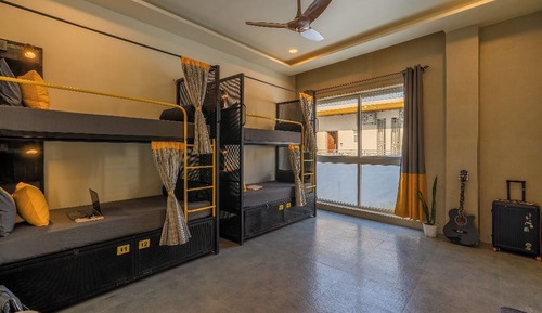 Bed in 6 Bed Mixed Dormitory