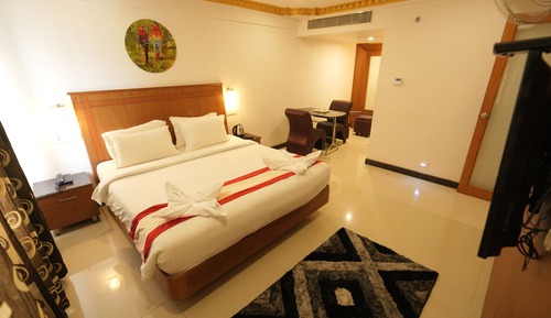 Grand Suite, City View